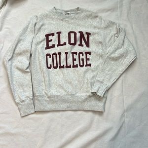 Women's crewneck sweatshirt